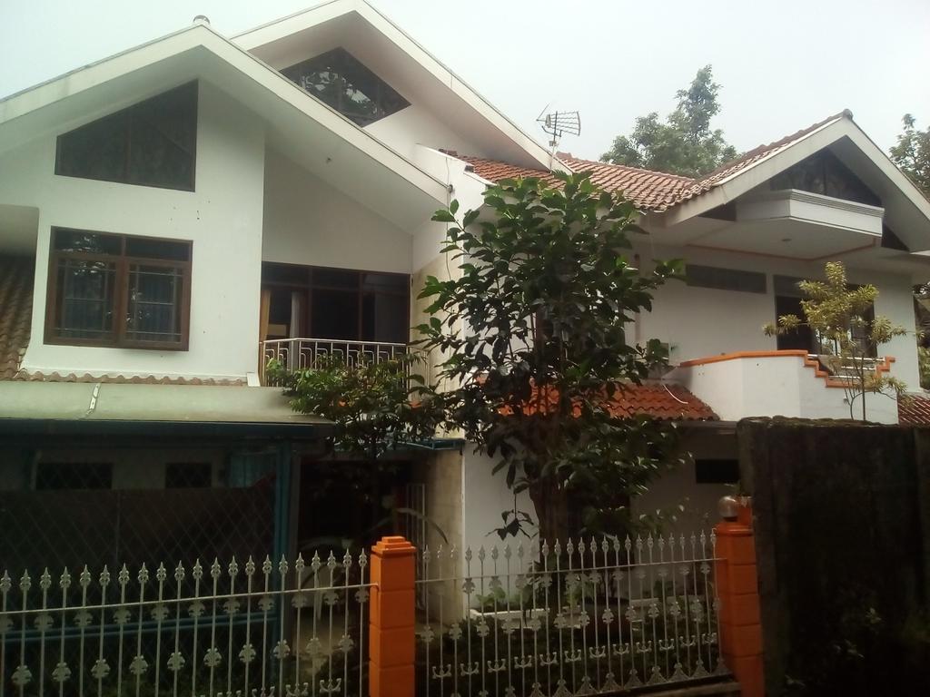 Simply Homy Guest House Pasteur Bandung Exteriör bild