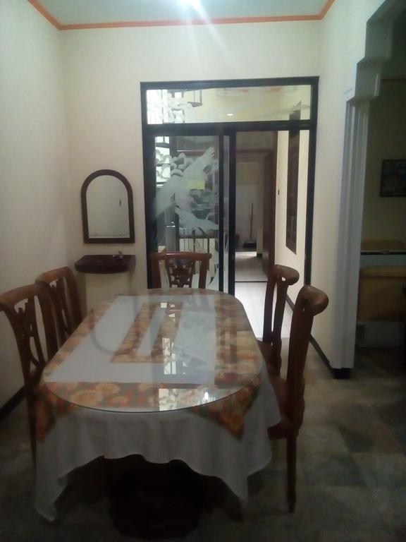 Simply Homy Guest House Pasteur Bandung Exteriör bild
