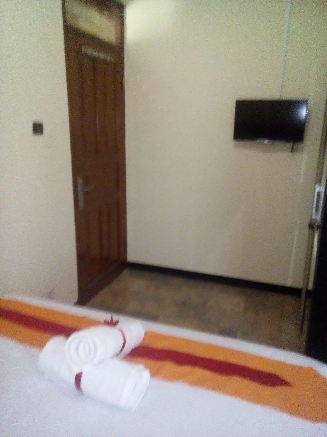 Simply Homy Guest House Pasteur Bandung Exteriör bild
